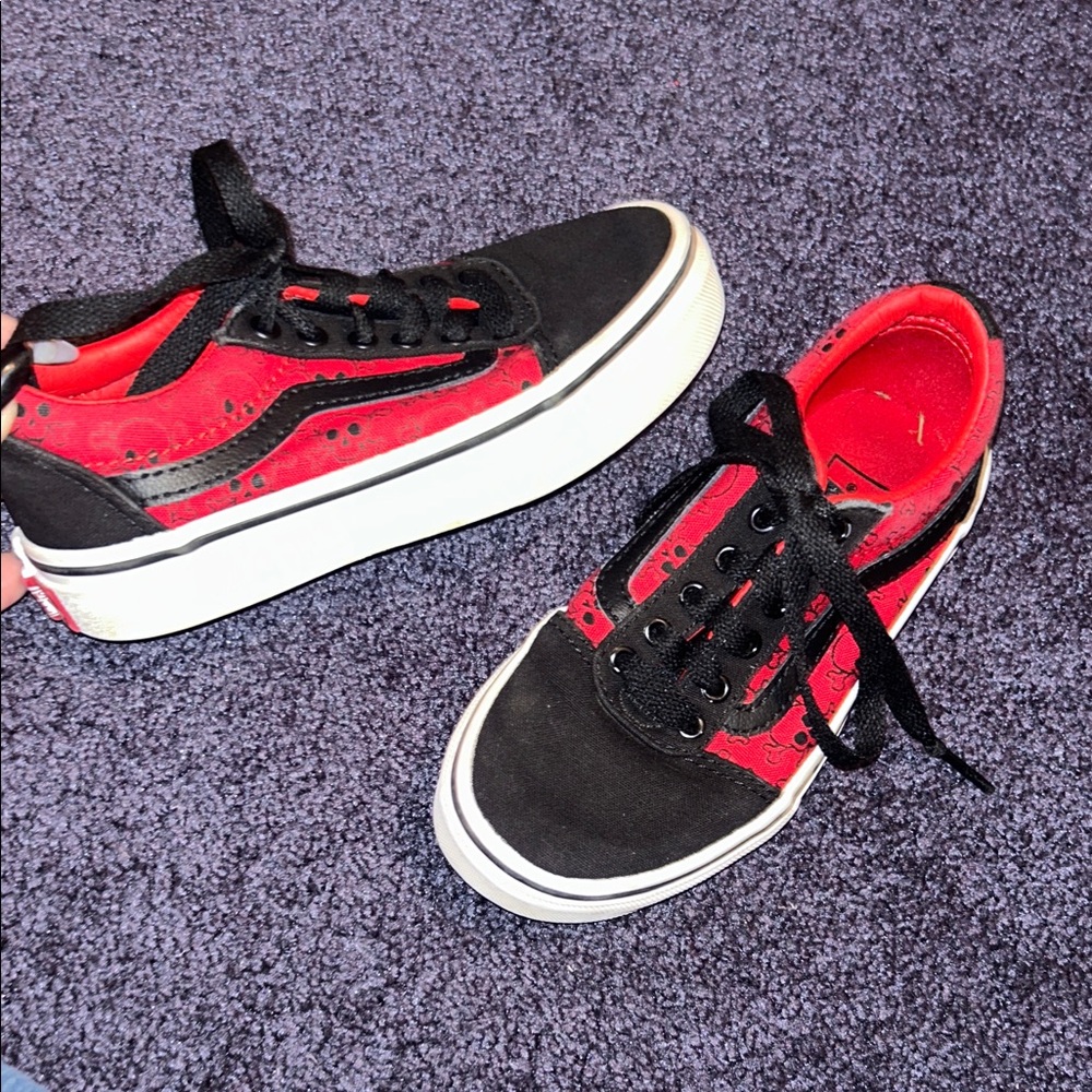 Vans Black and Red skull Kids Sneakers